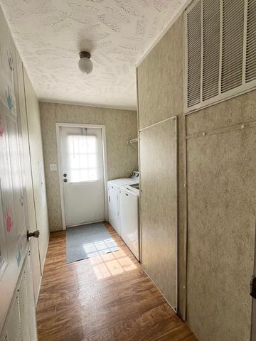 10407 County Line Rd., Hemingway, SC 29554