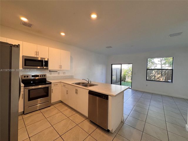 11813 SW 246th Ter 11813, Homestead, FL 33032