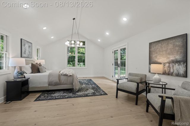 5671 Shadow Lane, Bloomfield Hills, MI 48302