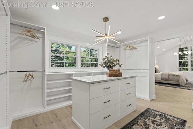 5671 Shadow Lane, Bloomfield Hills, MI 48302