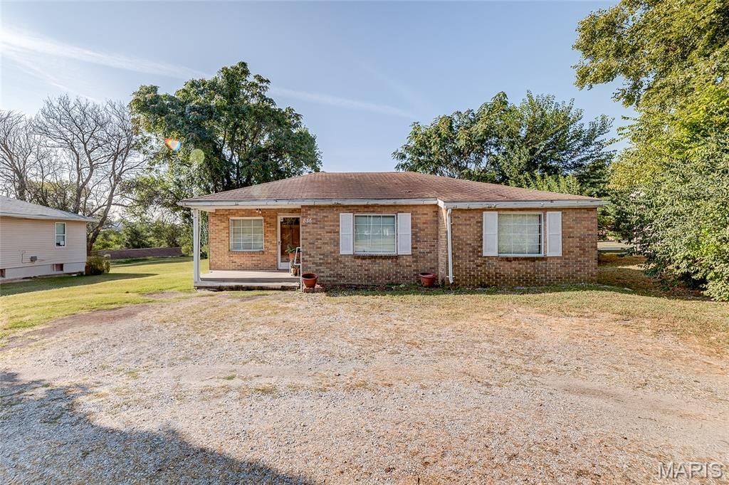 836 Lincoln Highway, Fairview Heights, IL 62208