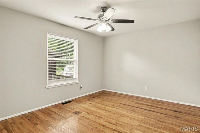 1536 Coachway Lane, Hazelwood, MO 63042