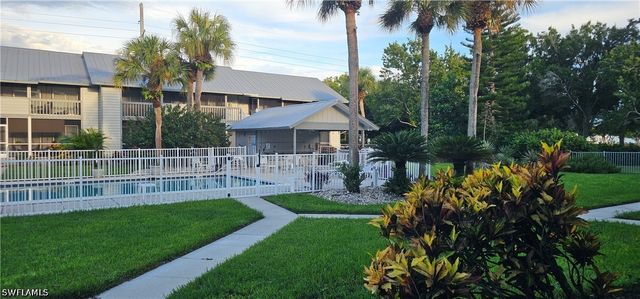 1251 7th AVE N 303, Naples, FL 34102