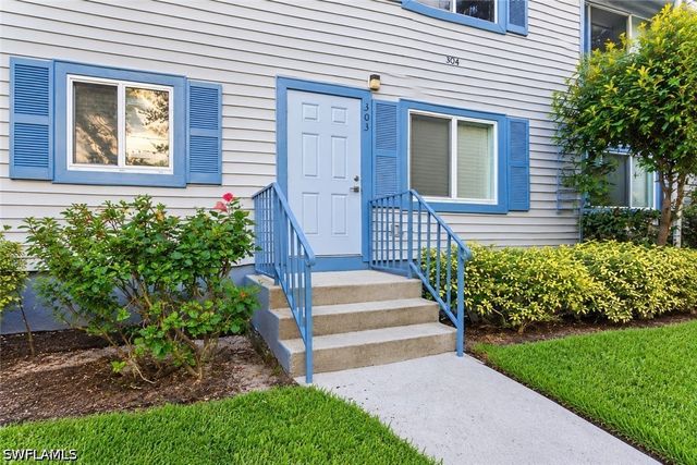 1251 7th AVE N 303, Naples, FL 34102