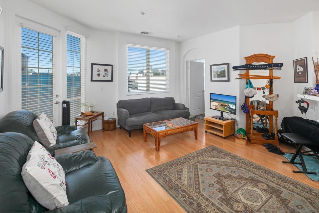 Image 2 of property listing at 3950 Ohio St 225, San Diego, CA 92104