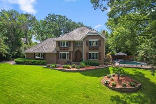 16209 Adeline Lane, Minnetonka, MN 55391