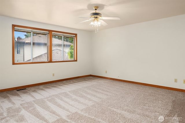 11828 43rd Drive SE, Everett, WA 98208