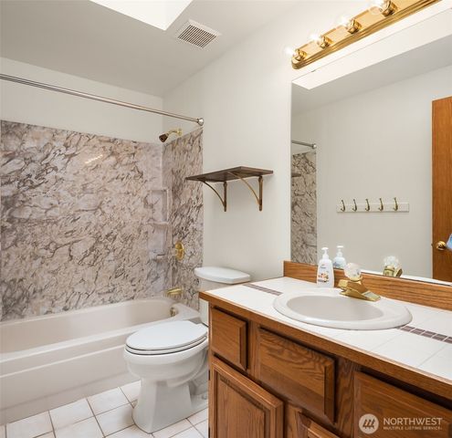 11828 43rd Drive SE, Everett, WA 98208