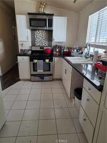 24200 Walnut 52, Torrance, CA 90501