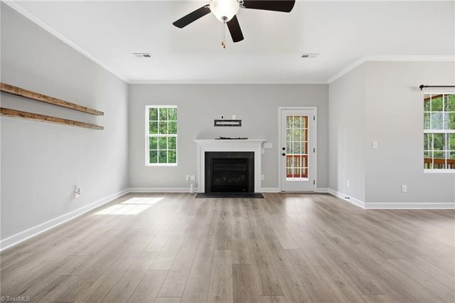 1739 Ramhurst Drive, Clemmons, NC 27012