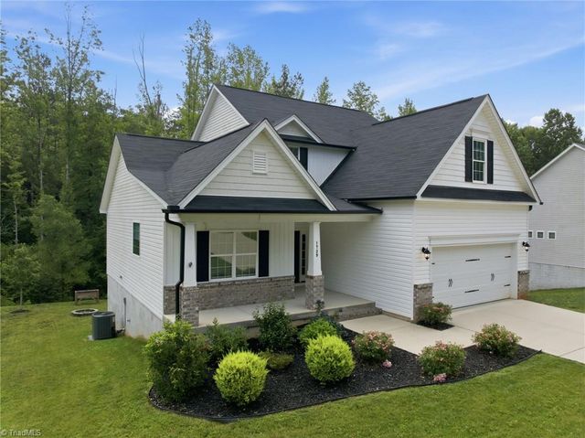 1739 Ramhurst Drive, Clemmons, NC 27012