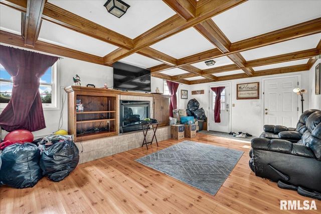 2109 GLENVIEW Drive, Pekin, IL 61554