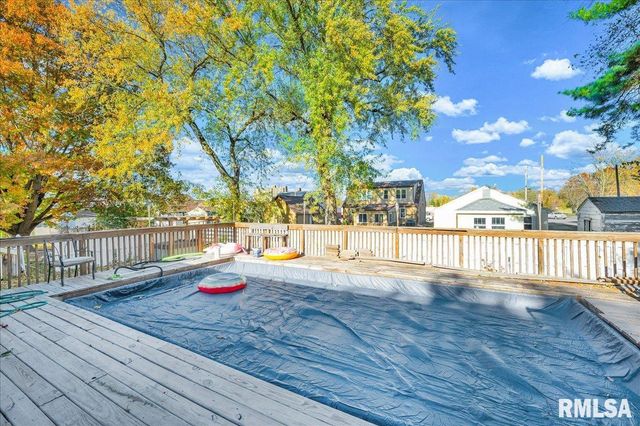 2109 GLENVIEW Drive, Pekin, IL 61554