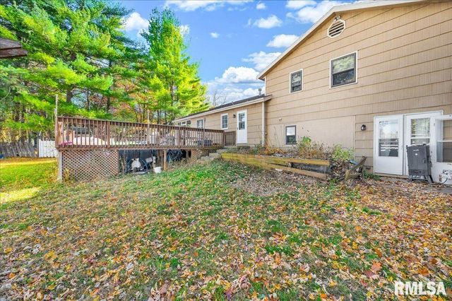 2109 GLENVIEW Drive, Pekin, IL 61554