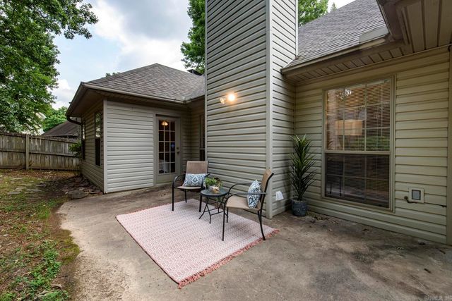 1907 Cherrybend Drive, Little Rock, AR 72211