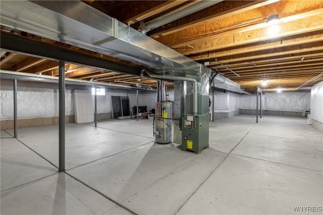 14 Wetherby Way, Lancaster, NY 14086