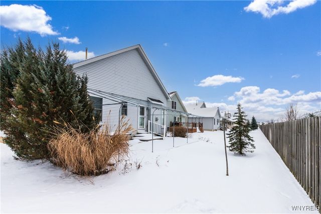 14 Wetherby Way, Lancaster, NY 14086