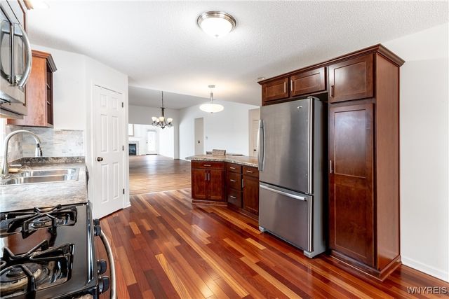 14 Wetherby Way, Lancaster, NY 14086