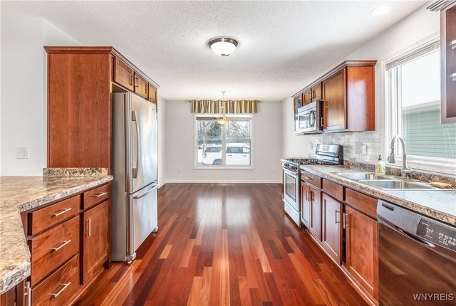 14 Wetherby Way, Lancaster, NY 14086