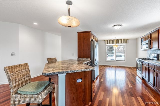 14 Wetherby Way, Lancaster, NY 14086