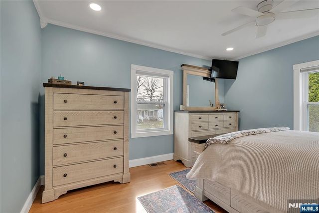 85 Larsen Road, West Milford, NJ 07480
