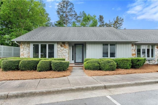2704 Spring Bridge Trail, Greensboro, NC 27410