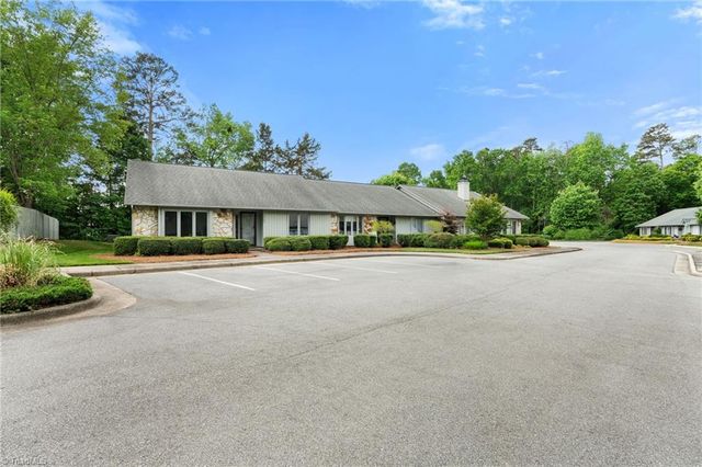 2704 Spring Bridge Trail, Greensboro, NC 27410