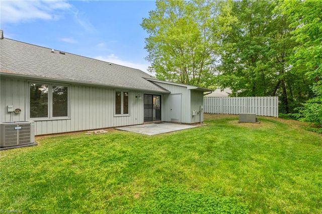 2704 Spring Bridge Trail, Greensboro, NC 27410