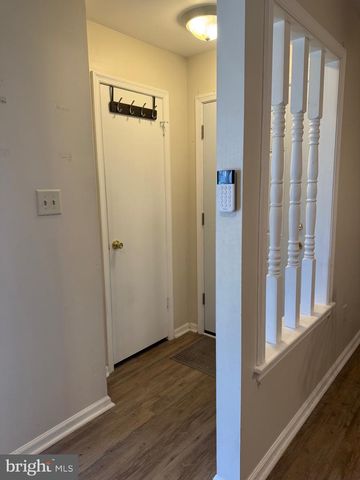 17 HARROGATE CT, Sewell, NJ 08080