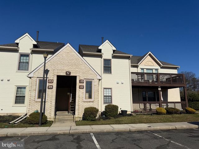 17 HARROGATE CT, Sewell, NJ 08080