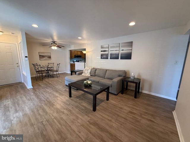 17 HARROGATE CT, Sewell, NJ 08080