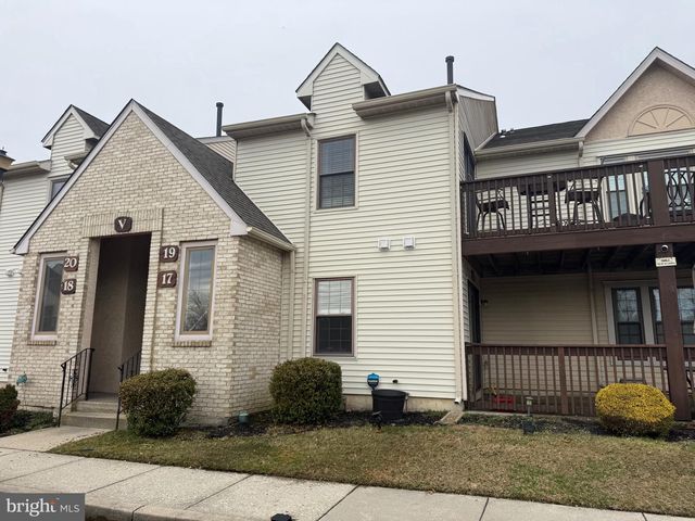 17 HARROGATE CT, Sewell, NJ 08080