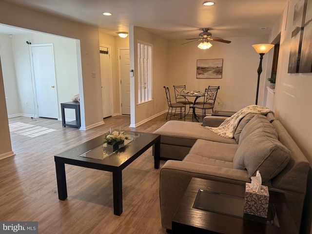 17 HARROGATE CT, Sewell, NJ 08080