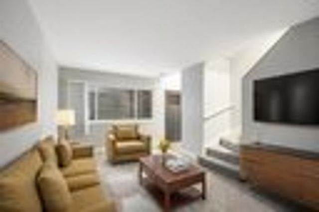 1512 W Diversey Parkway B, Chicago, IL 60614