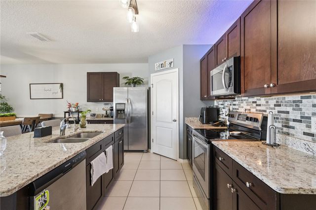 248 TANGLEWOOD DRIVE, Davenport, FL 33896