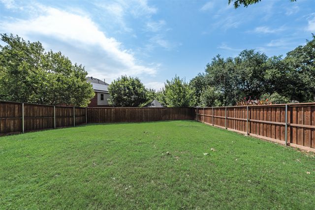 1400 Palmares Court, Corinth, TX 76210