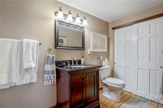 11965 Dyke Road, Curtice, OH 43412