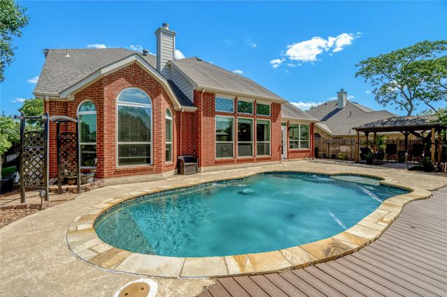 1007 Dover Heights Trail, Mansfield, TX 76063