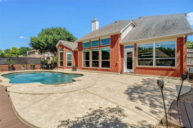 1007 Dover Heights Trail, Mansfield, TX 76063