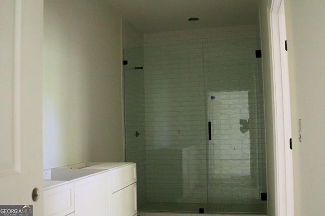 350 Lum Crowe Road, Roswell, GA 30075
