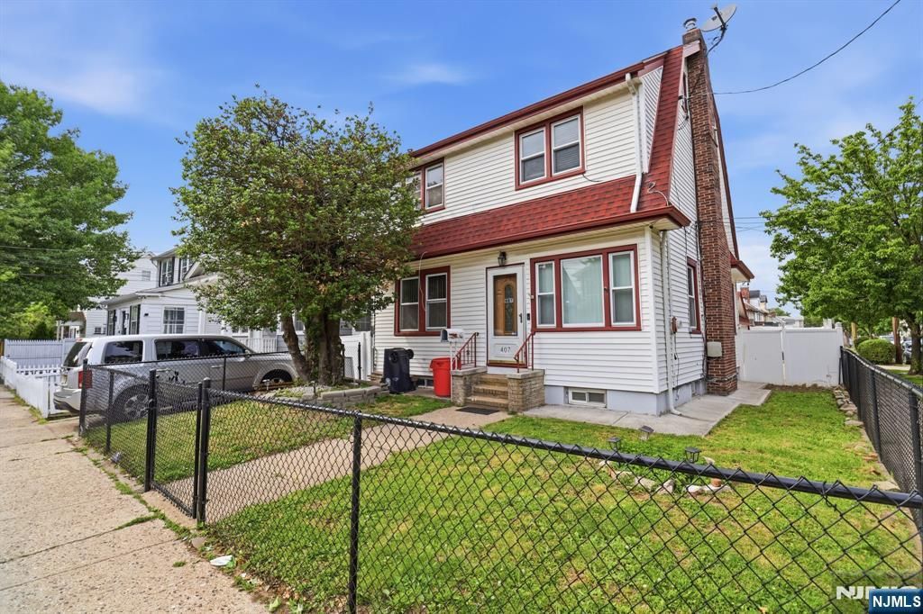 407 3rd Avenue, Newark, NJ 07107