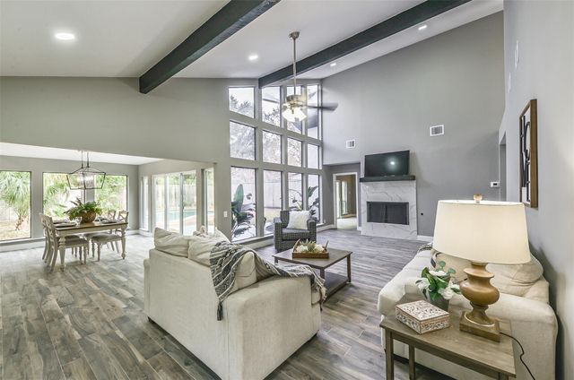 211 Big Hollow Lane, Houston, TX 77042