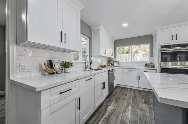 211 Big Hollow Lane, Houston, TX 77042