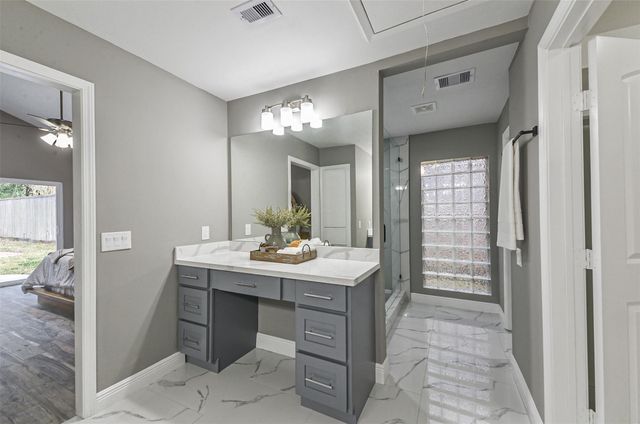 211 Big Hollow Lane, Houston, TX 77042
