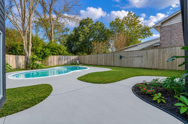 211 Big Hollow Lane, Houston, TX 77042