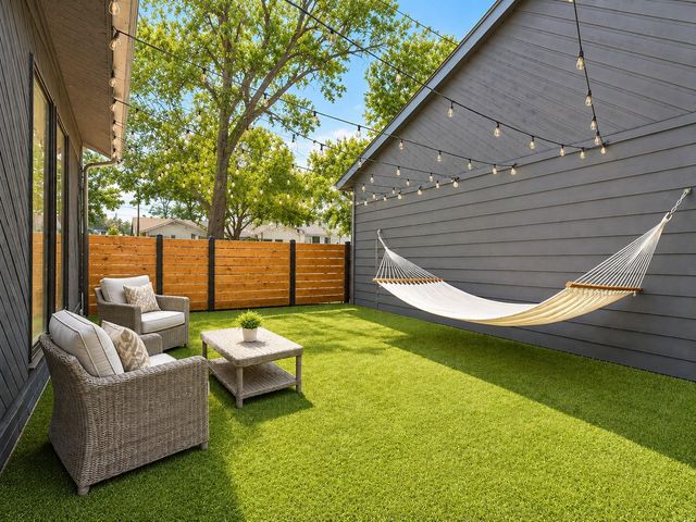 211 Big Hollow Lane, Houston, TX 77042