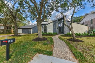 211 Big Hollow Lane, Houston, TX 77042