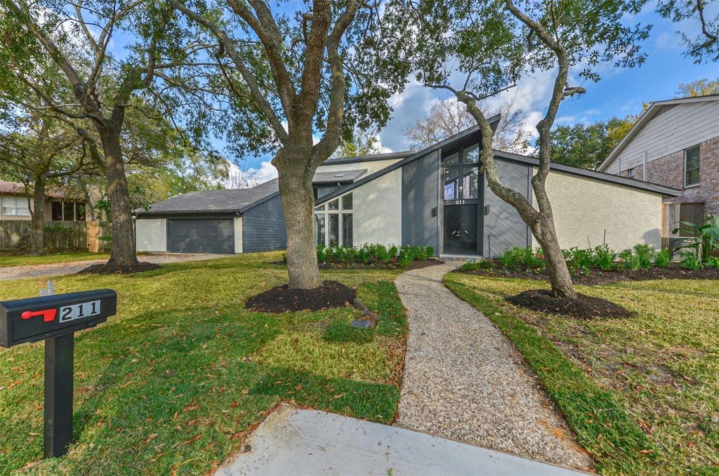 211 Big Hollow Lane, Houston, TX 77042
