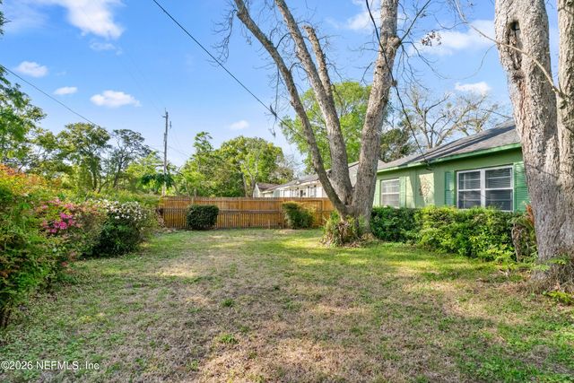 1374 DAKAR Street, Jacksonville, FL 32205
