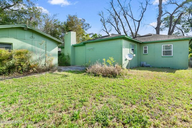 1374 DAKAR Street, Jacksonville, FL 32205